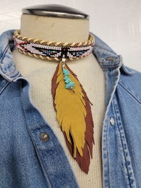 Thunderbird Choker Necklace / Leather Feathers & Turquiose - Handcrafted
